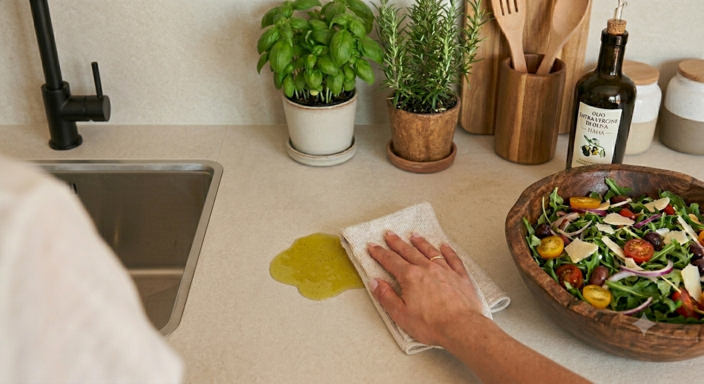 top da lavoro antimacchia gres in cucina